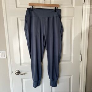 Women's Athletic Pants